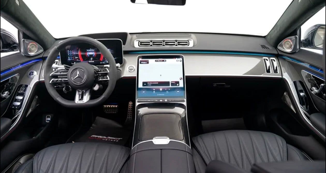 Mercedes-Benz S-Class SIl AMG EMatic - صورة 2