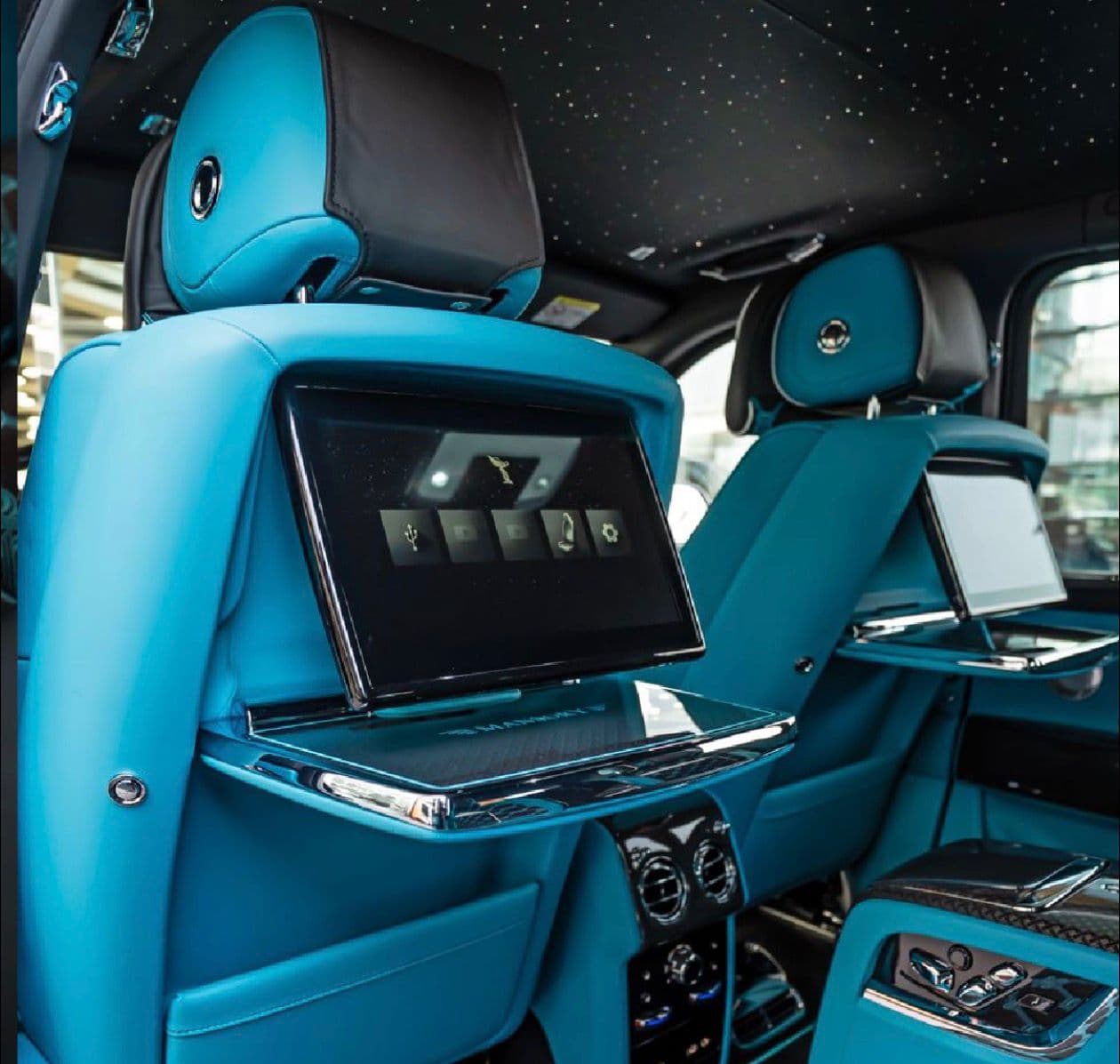 ROLLS ROYCE CULLINAN MANSORY BRAND NEW - صورة 6