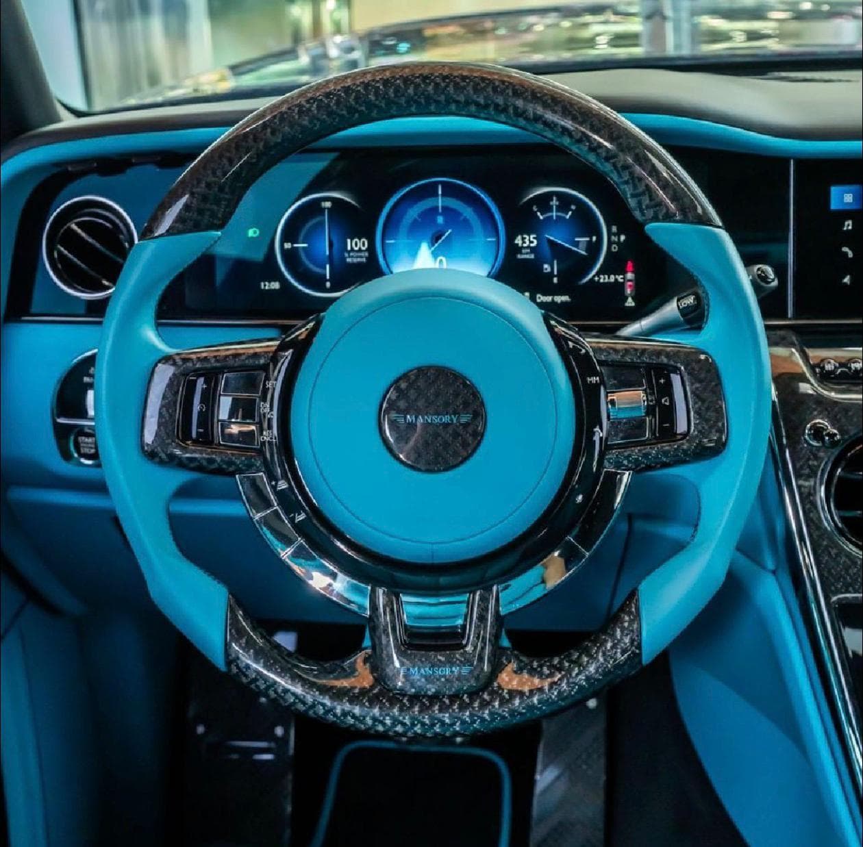 ROLLS ROYCE CULLINAN MANSORY BRAND NEW BLACK - صورة 3