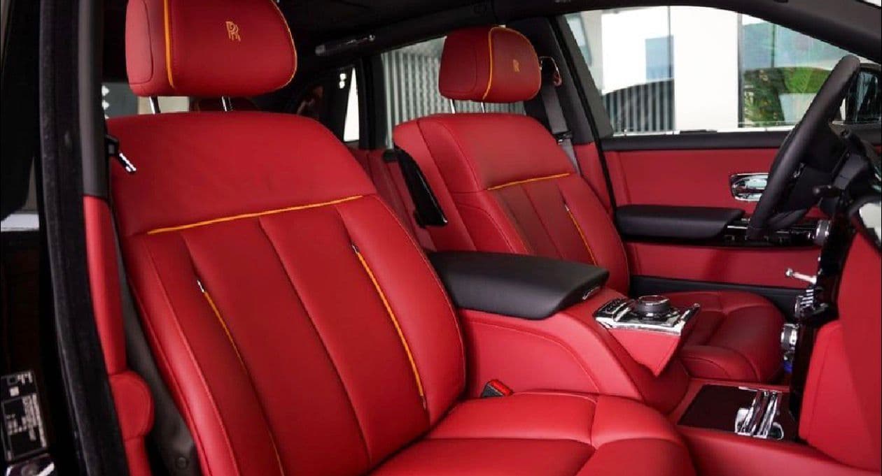 Rolls-Royce Phantom 2023 gallery image 4